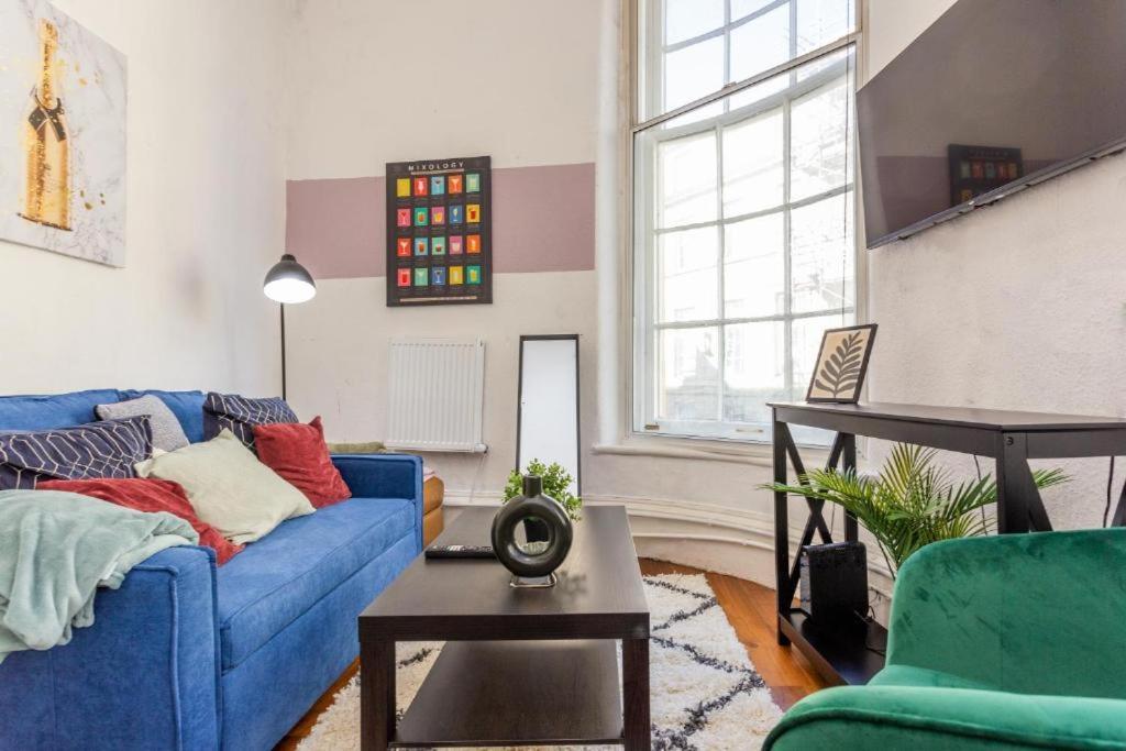Newcastle'S Most Central Apartment - Sleeps 10 Экстерьер фото