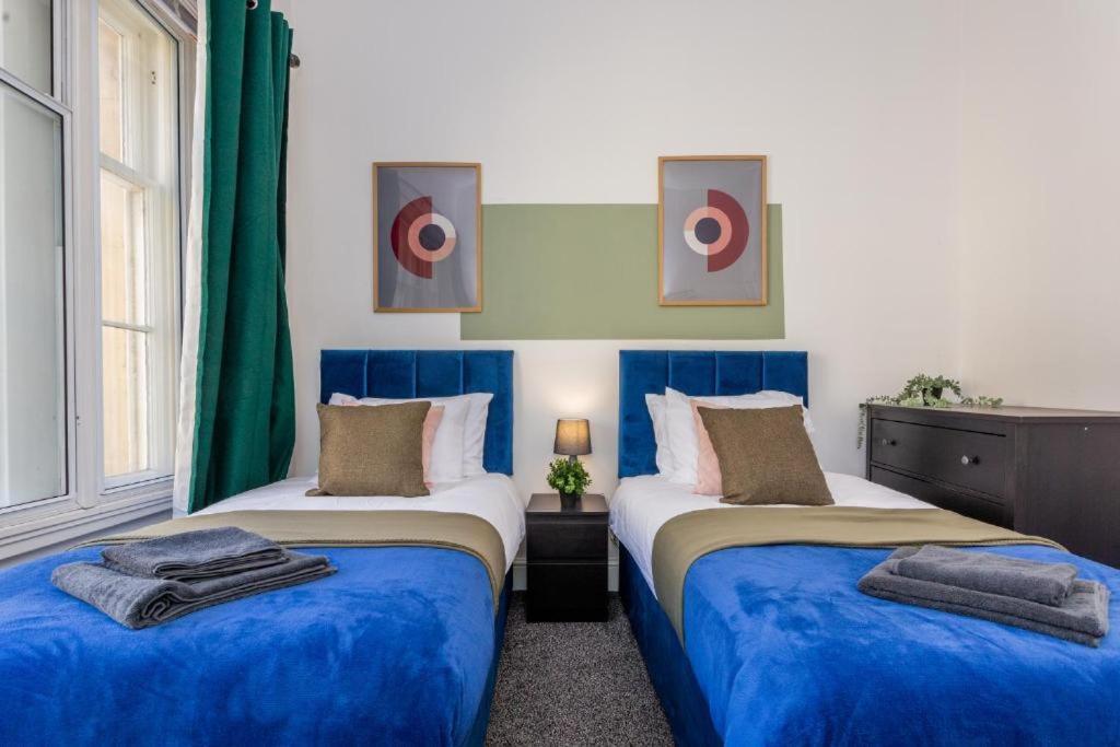Newcastle'S Most Central Apartment - Sleeps 10 Экстерьер фото