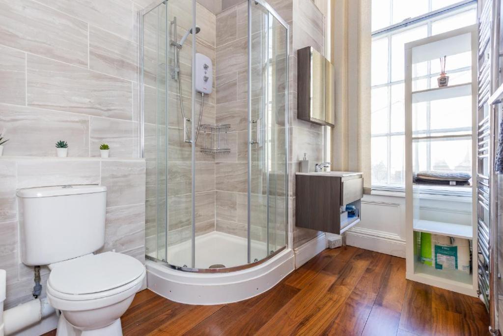 Newcastle'S Most Central Apartment - Sleeps 10 Экстерьер фото